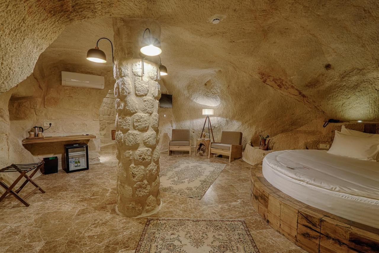 Solem Cave Suites أوروغوبْ المظهر الخارجي الصورة