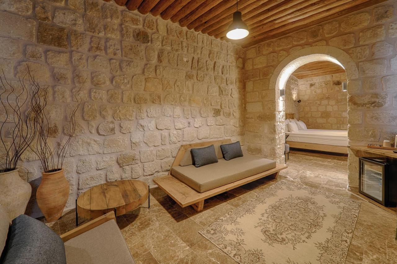 Solem Cave Suites أوروغوبْ المظهر الخارجي الصورة