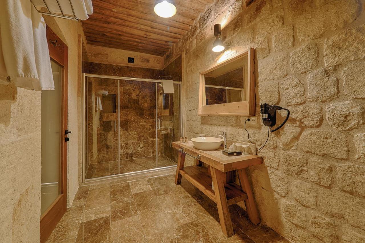 Solem Cave Suites أوروغوبْ المظهر الخارجي الصورة