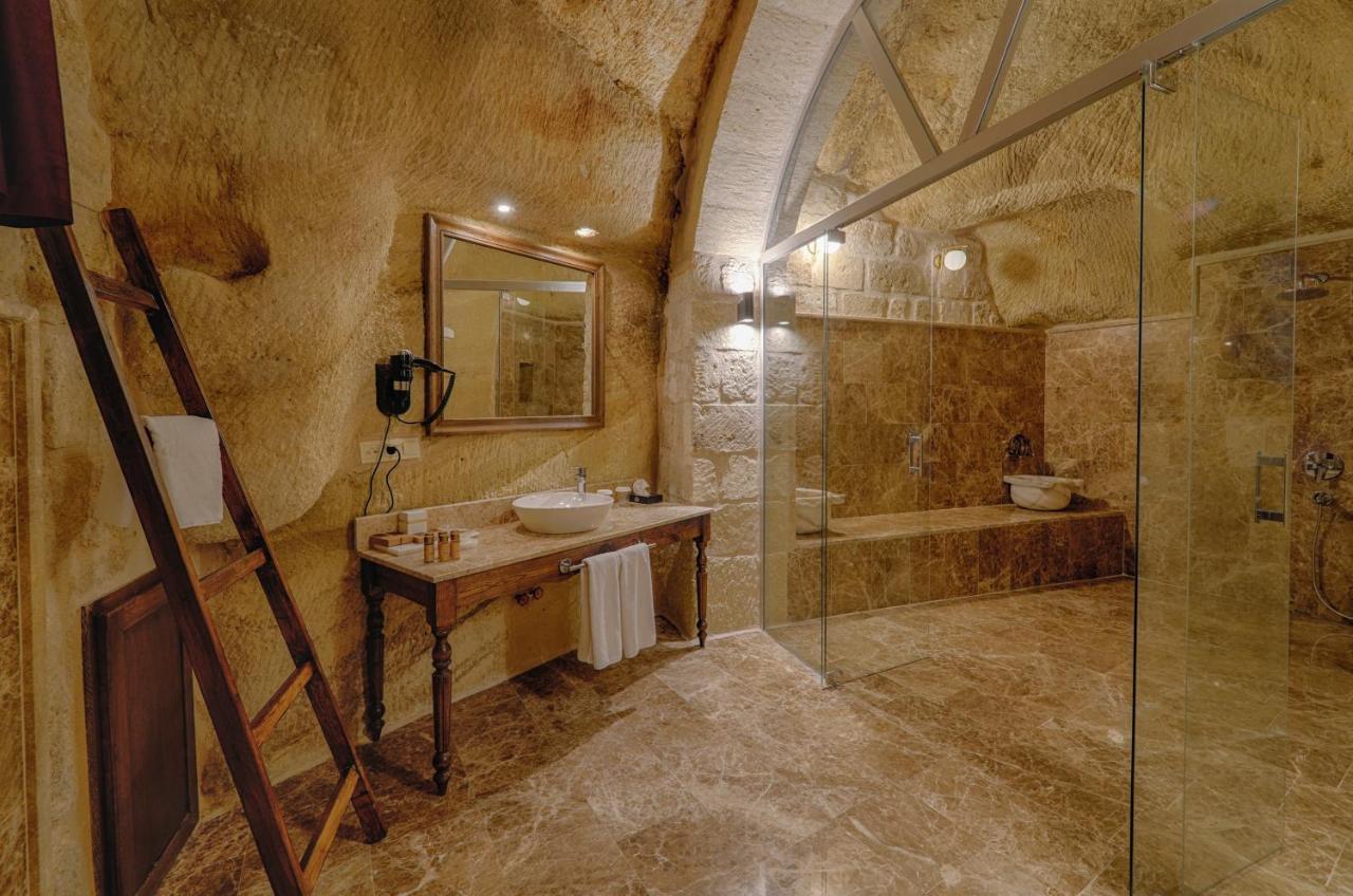 Solem Cave Suites أوروغوبْ المظهر الخارجي الصورة