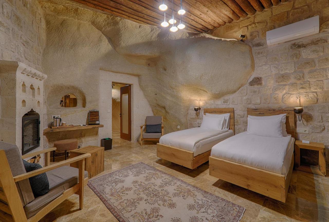 Solem Cave Suites أوروغوبْ المظهر الخارجي الصورة
