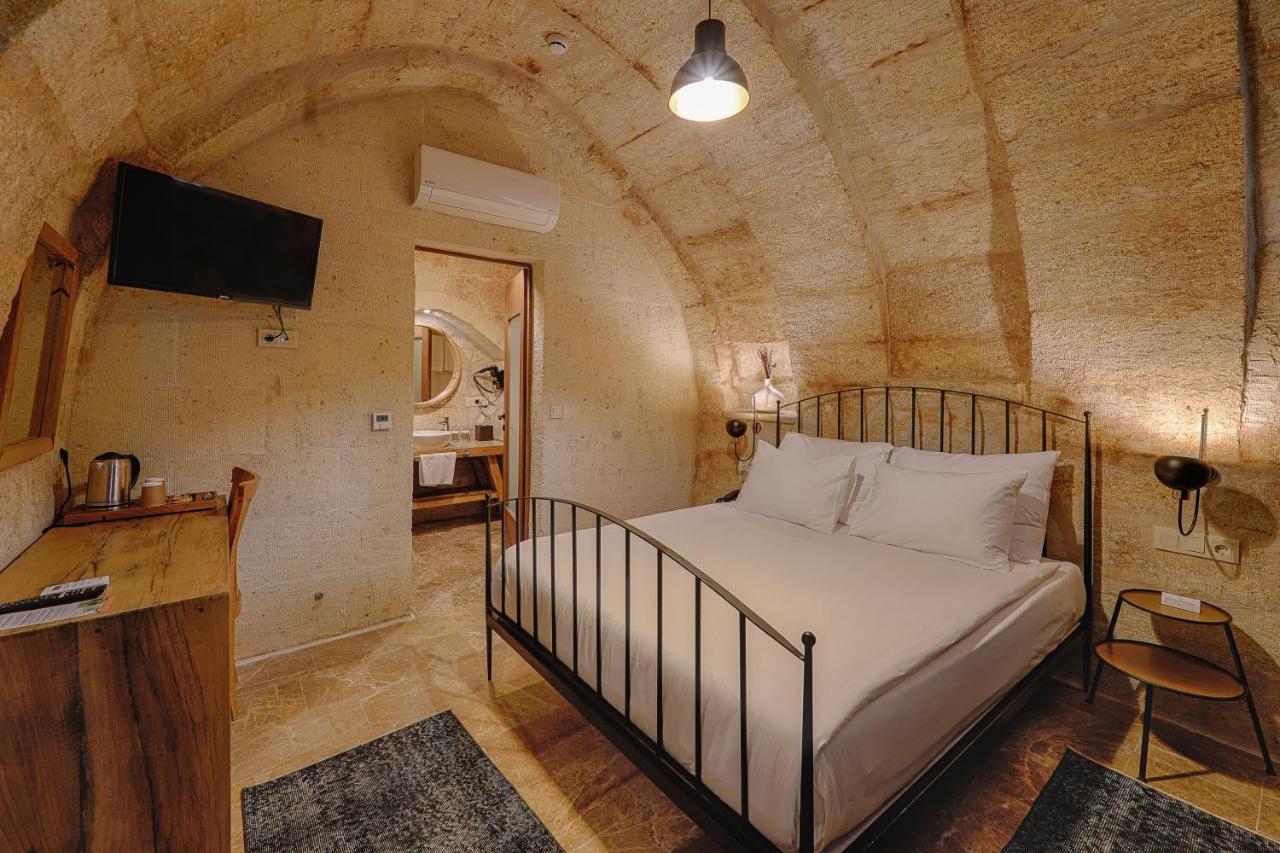 Solem Cave Suites أوروغوبْ المظهر الخارجي الصورة