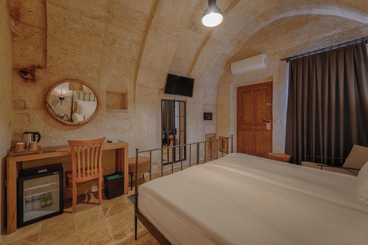Solem Cave Suites أوروغوبْ المظهر الخارجي الصورة