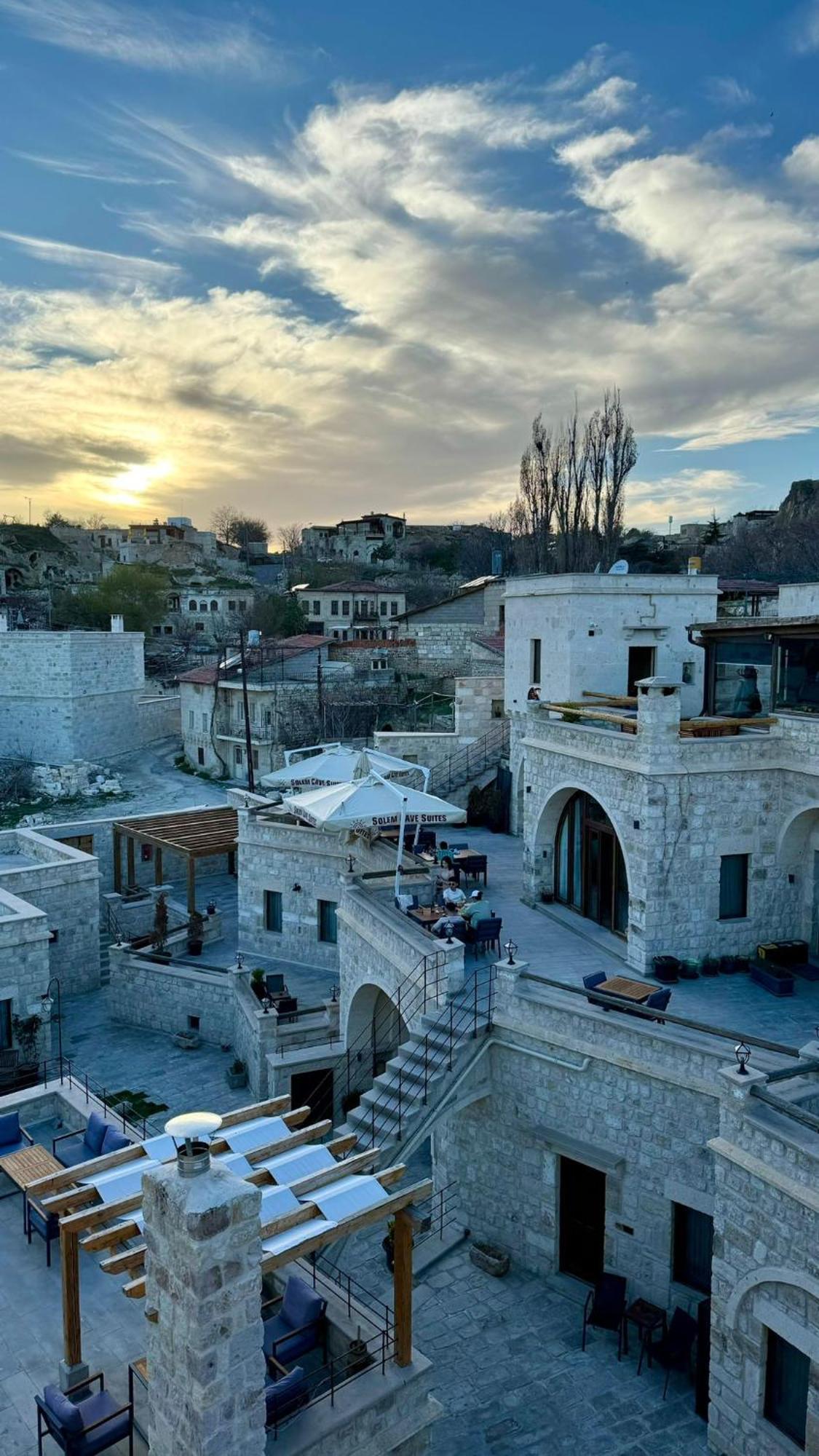Solem Cave Suites أوروغوبْ المظهر الخارجي الصورة